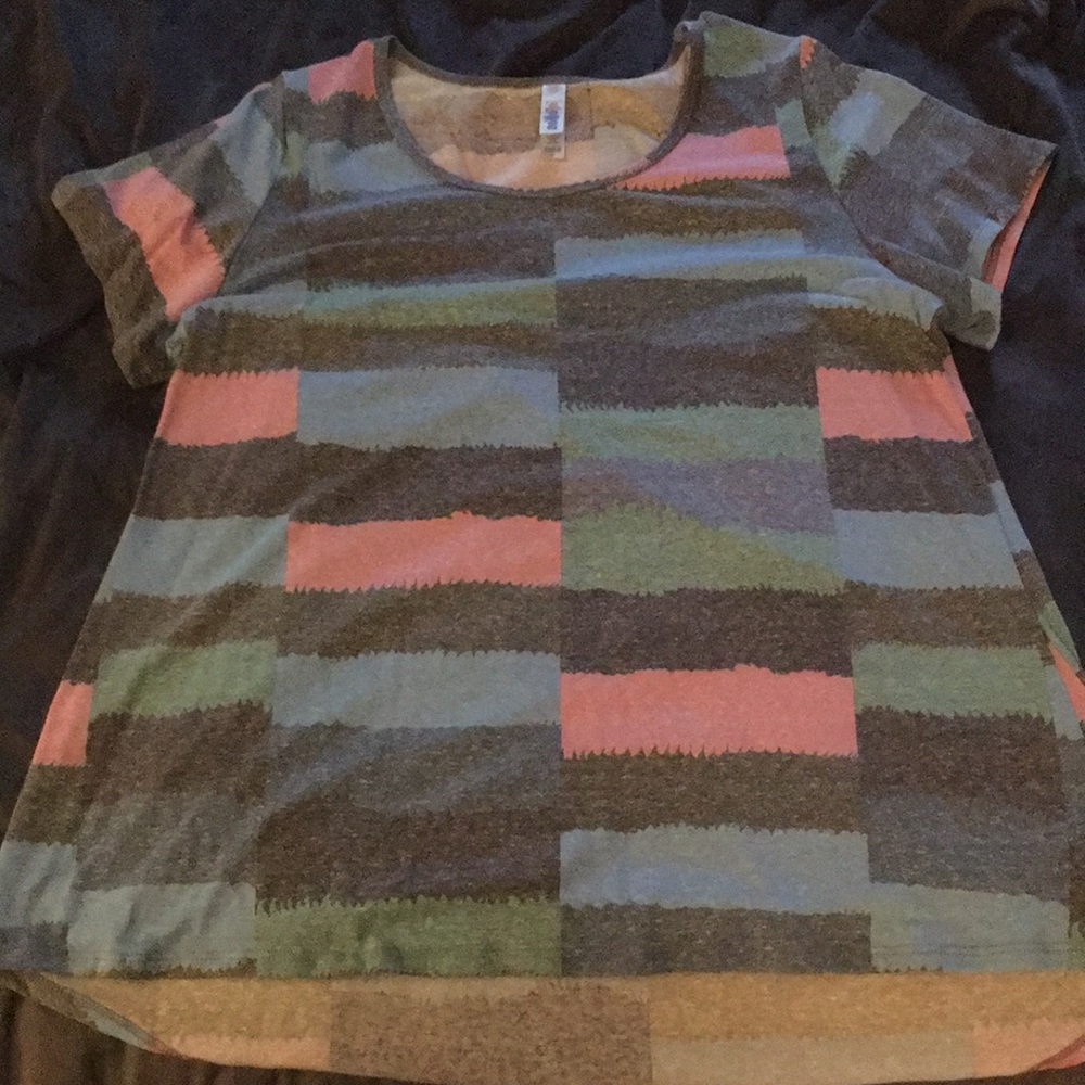 Lularoe classic T